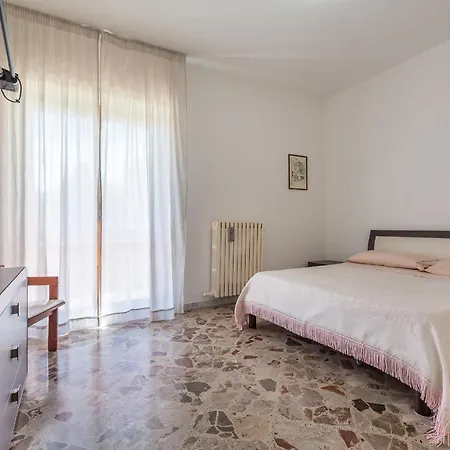 Centro - Appartamento Spazioso Vicino Al Mare